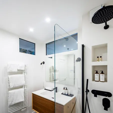 Canal Saint Martin Magenta Appartement