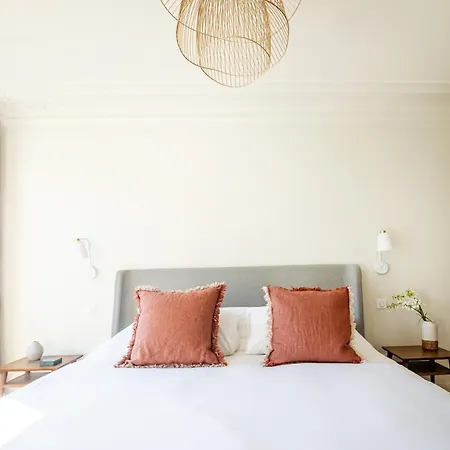 Appartement Canal Saint Martin Magenta *